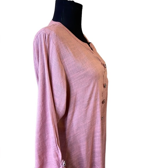 Anora Pale Pink Linen Kaftan With Embroidered Flowers - Picture 7 of 15